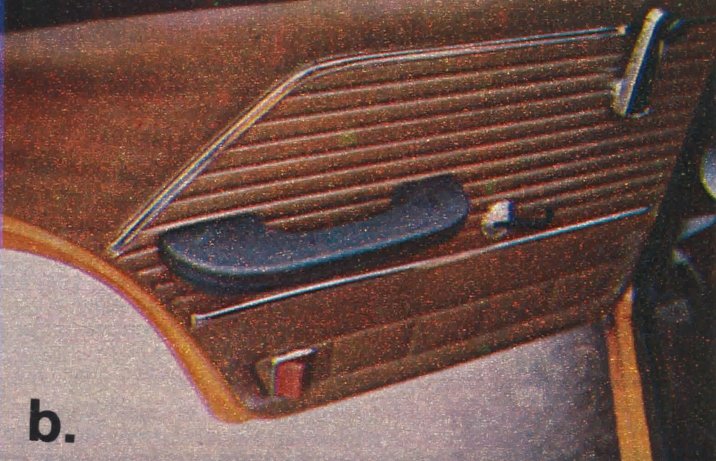 Polski Fiat 125p wersja popularna – drzwi z uchwytem