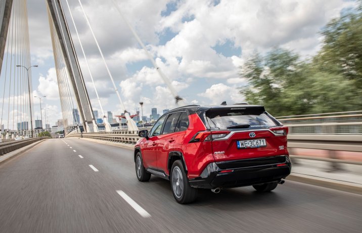 Toyota RAV4 Plug-in Hybrid - tył