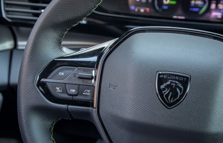 Peugeot 308 - kierownica