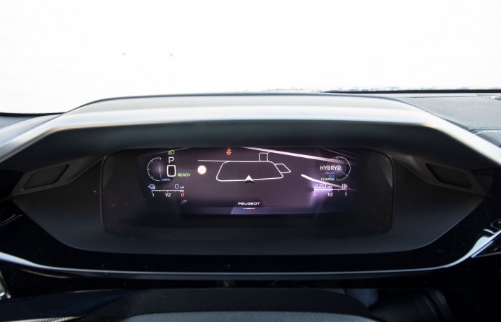 Peugeot 308 - ekran zegarów