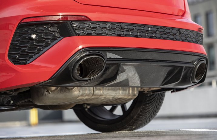 Audi RS 3 Sportback (2022) – układ wydechowy
