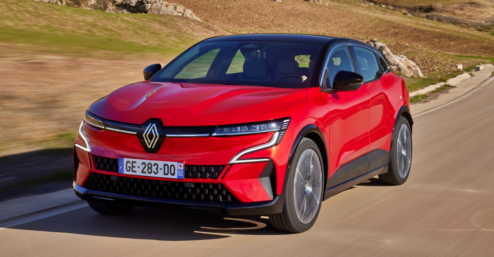 renault)megane_etech_electric_przod