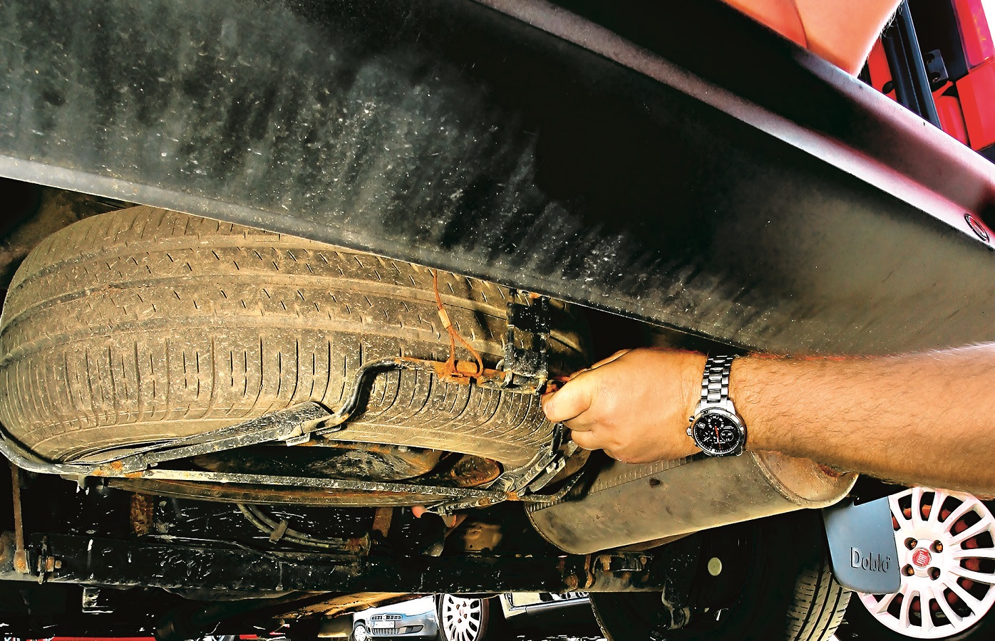 kosz_na_kolo_zapasowe