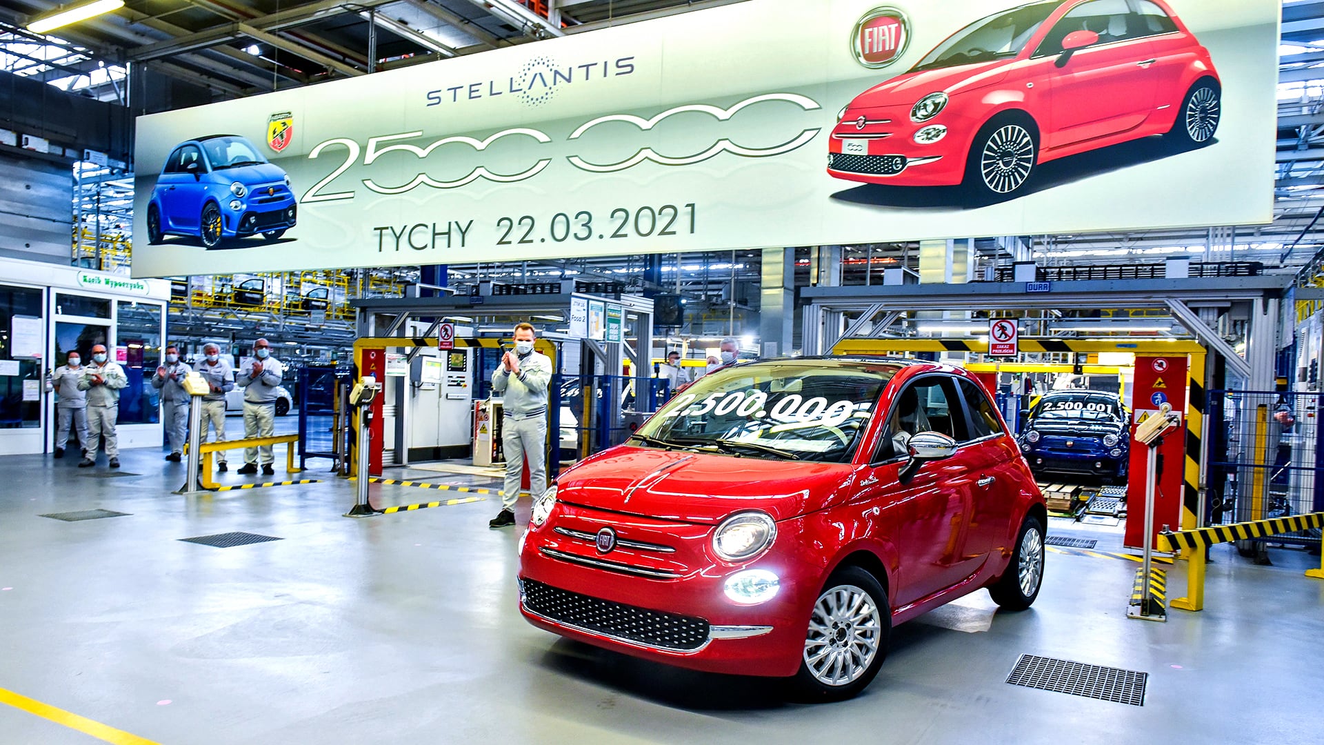 Fiat 500 w fabryce – świętowanie wyporodukowania 2,5 mln aut