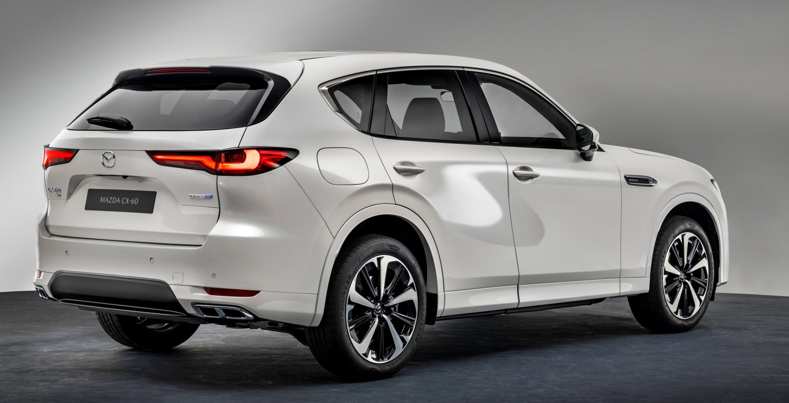 mazda_cx_60_tyl