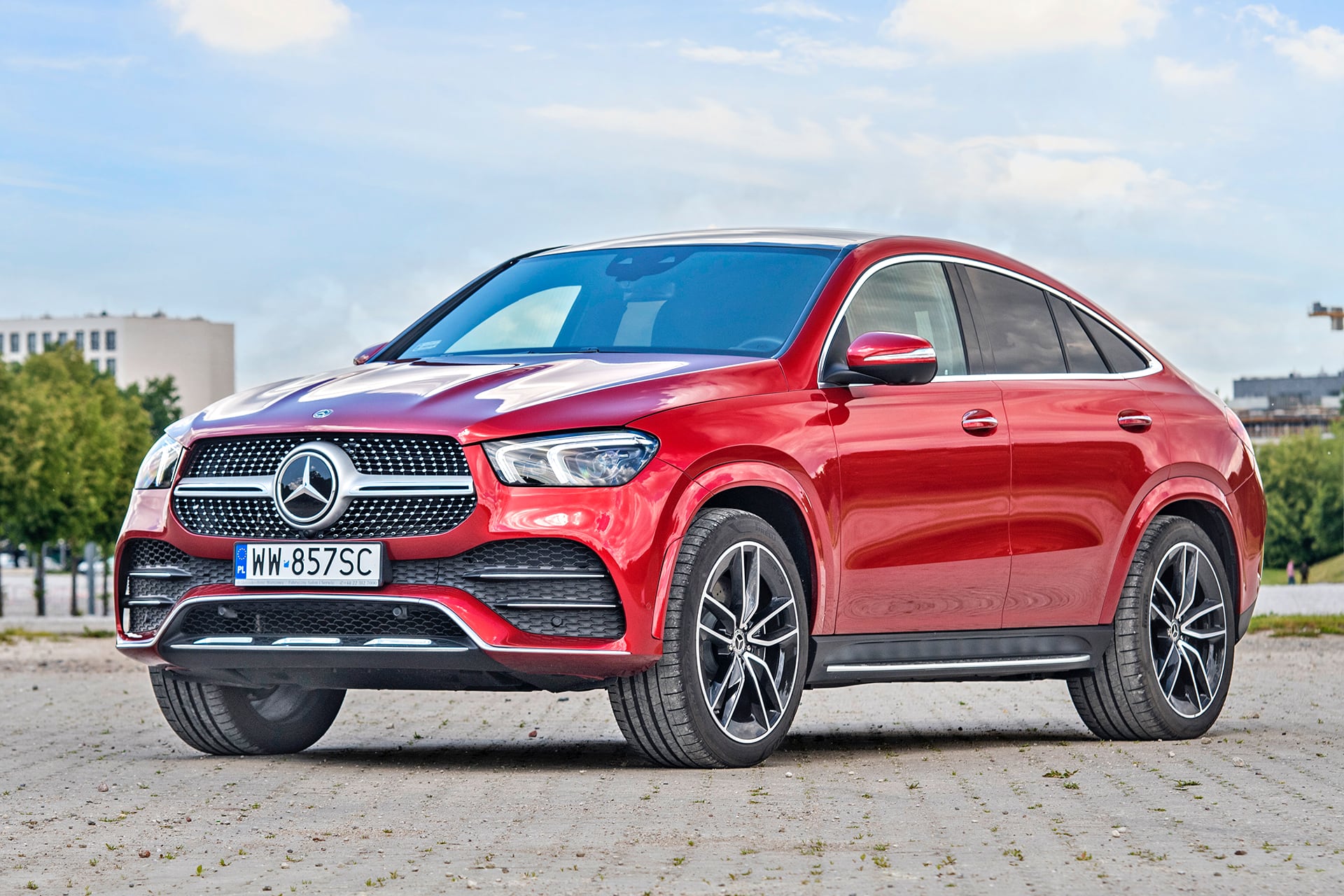 Mercedes GLE przód i bok