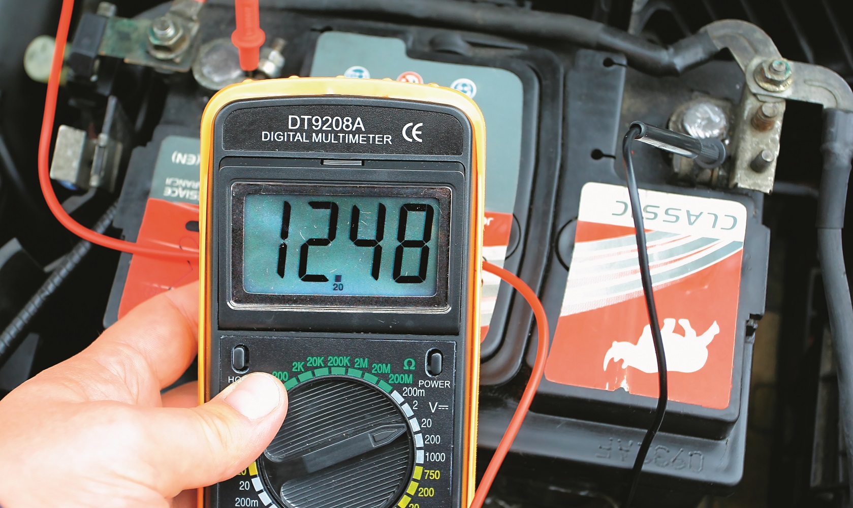 pomiar_napiecie_akumulatora