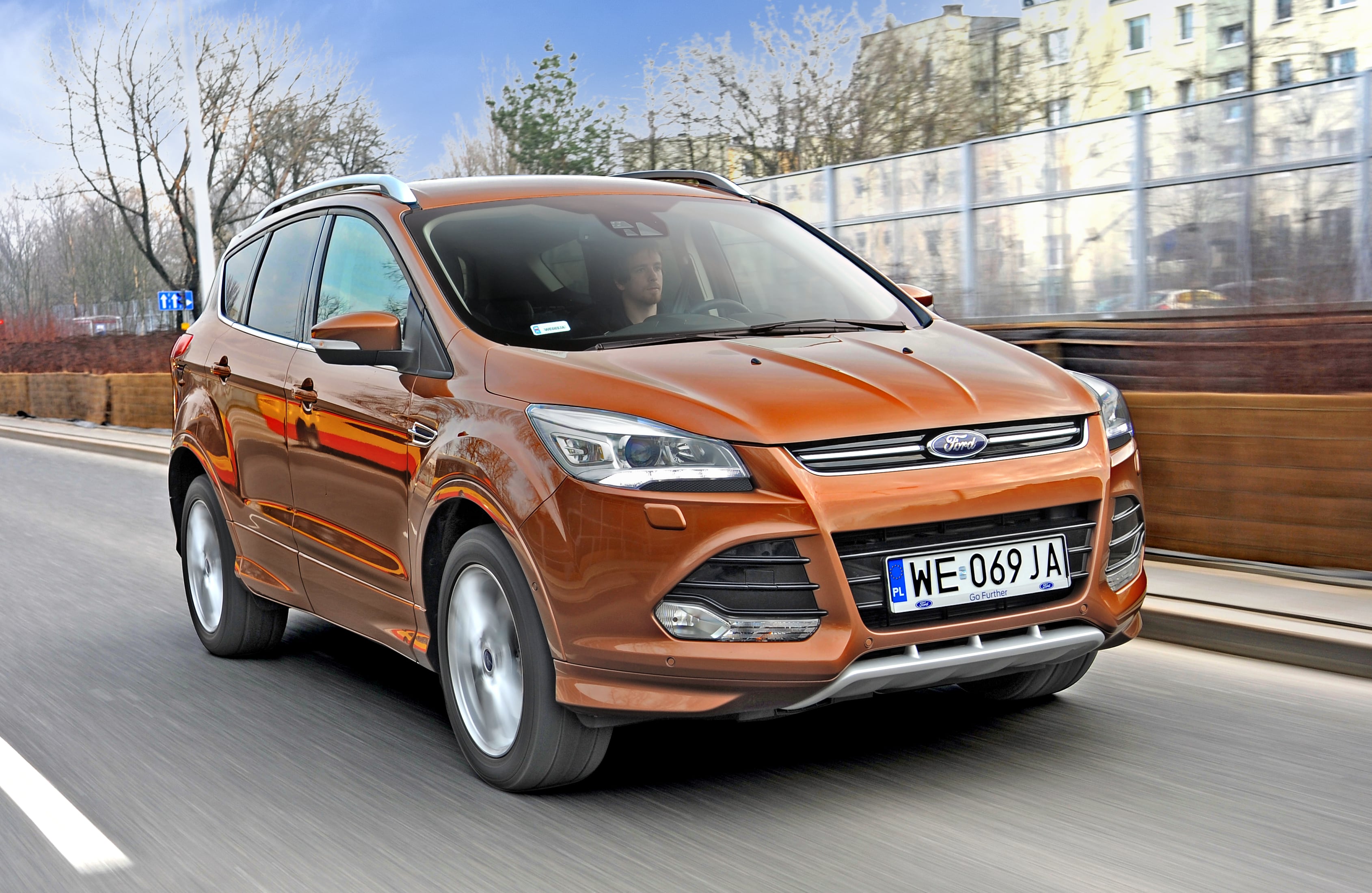 Ford Kuga II – przód i bok