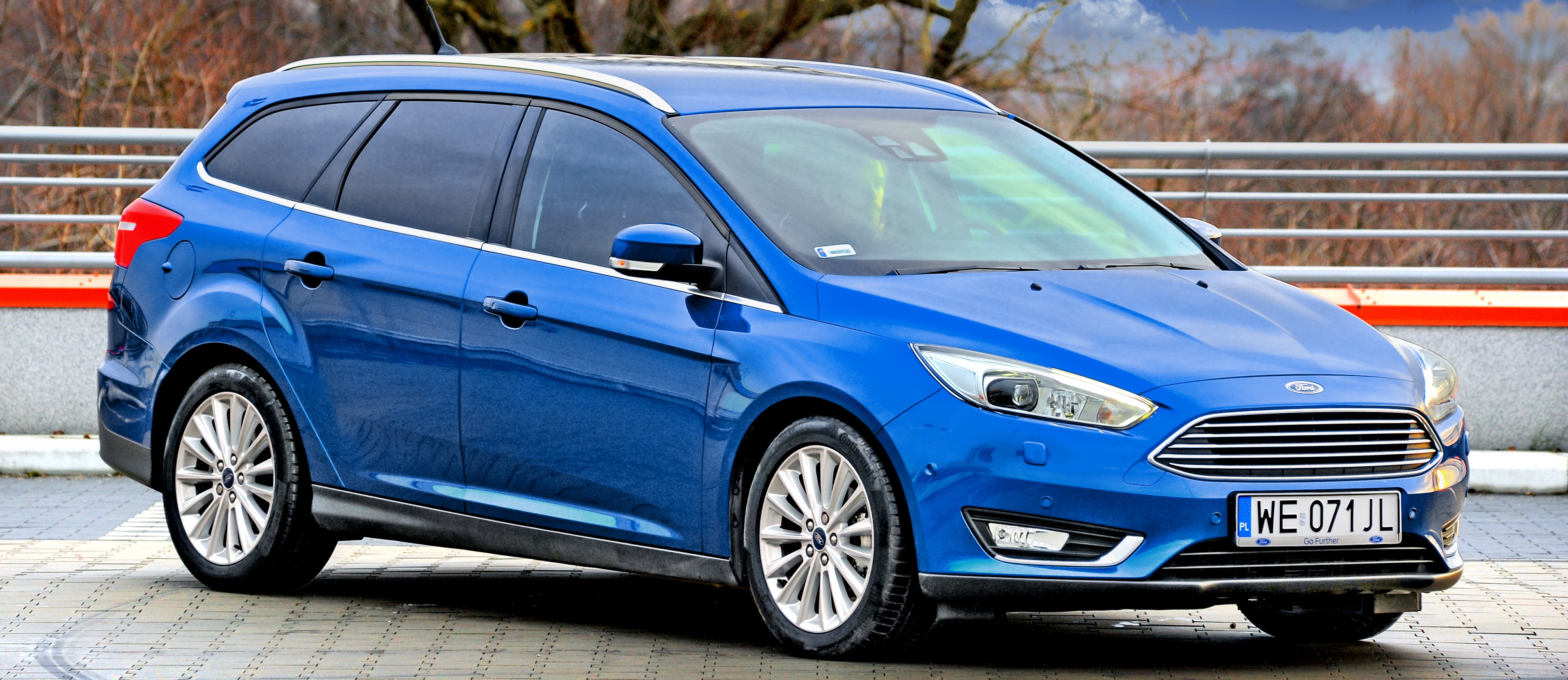 Ford_Focus_Mk3__przod