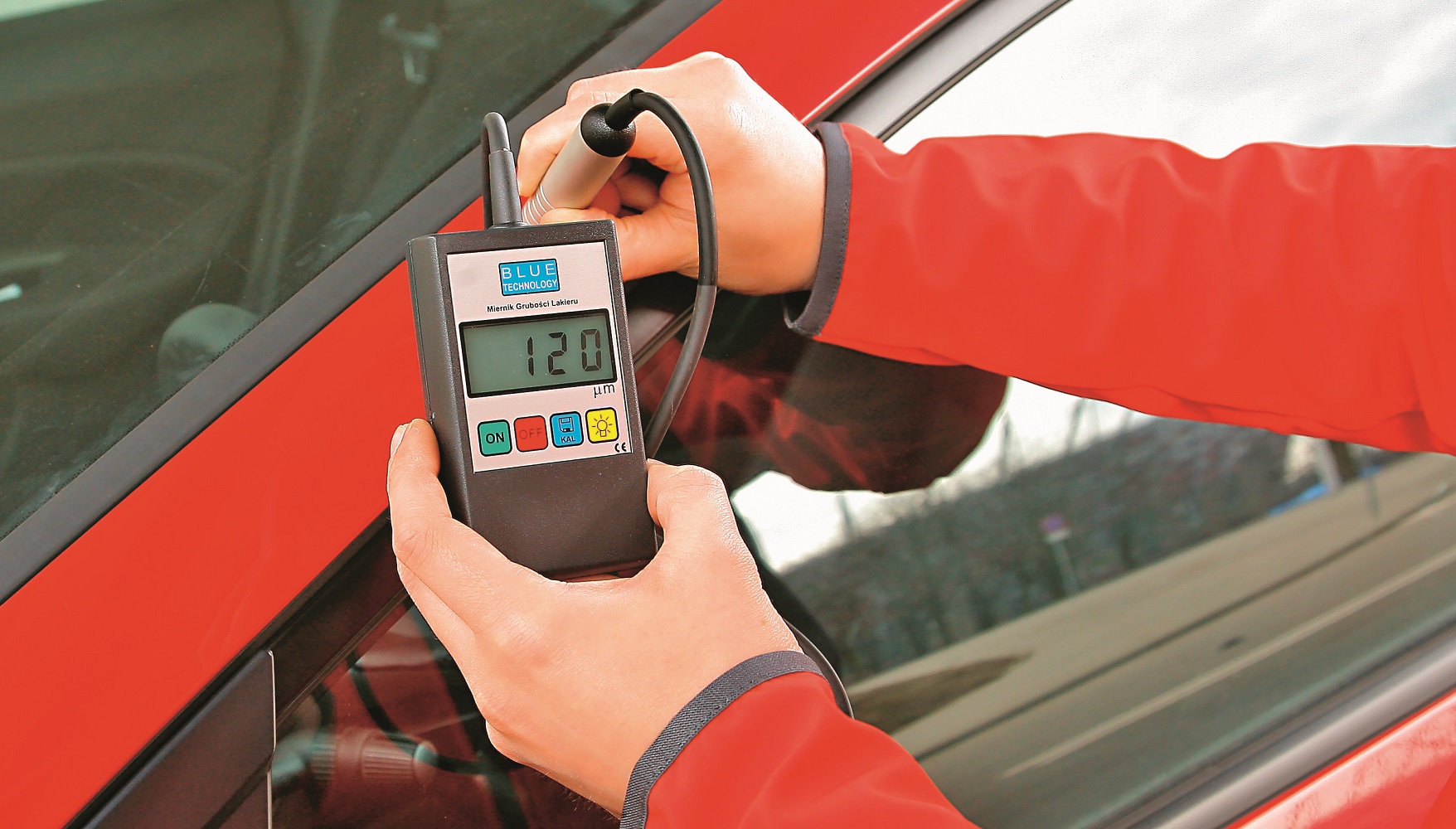 pomiar_grubosci_lakieru_slupek_zewnetrzny