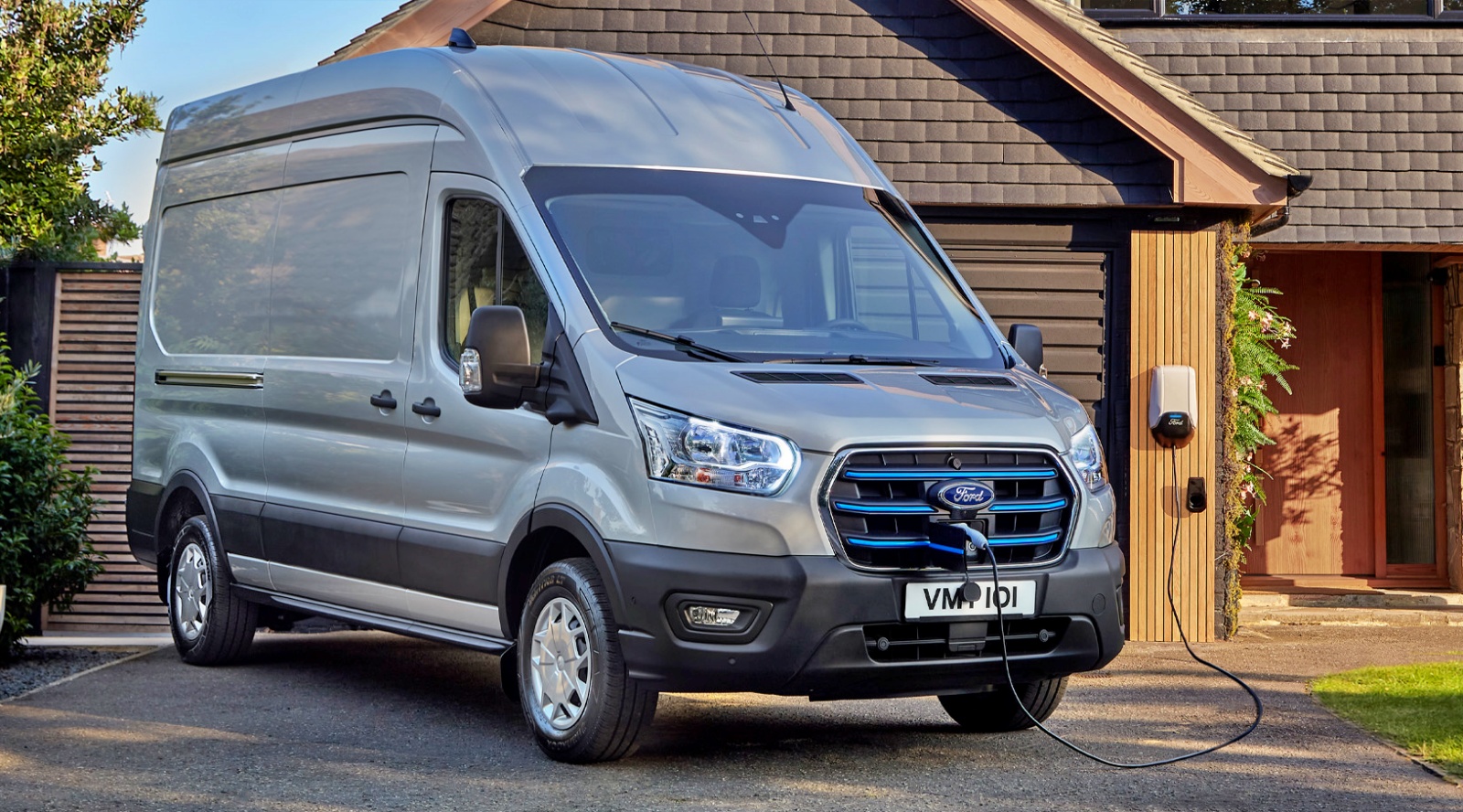 ford_etransit_deska_przod_2
