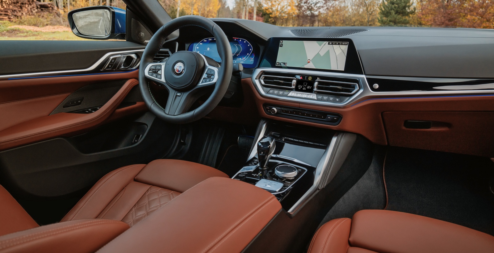 BMW ALPINA B4 Gran Coupé AWD deska rozdzielcza