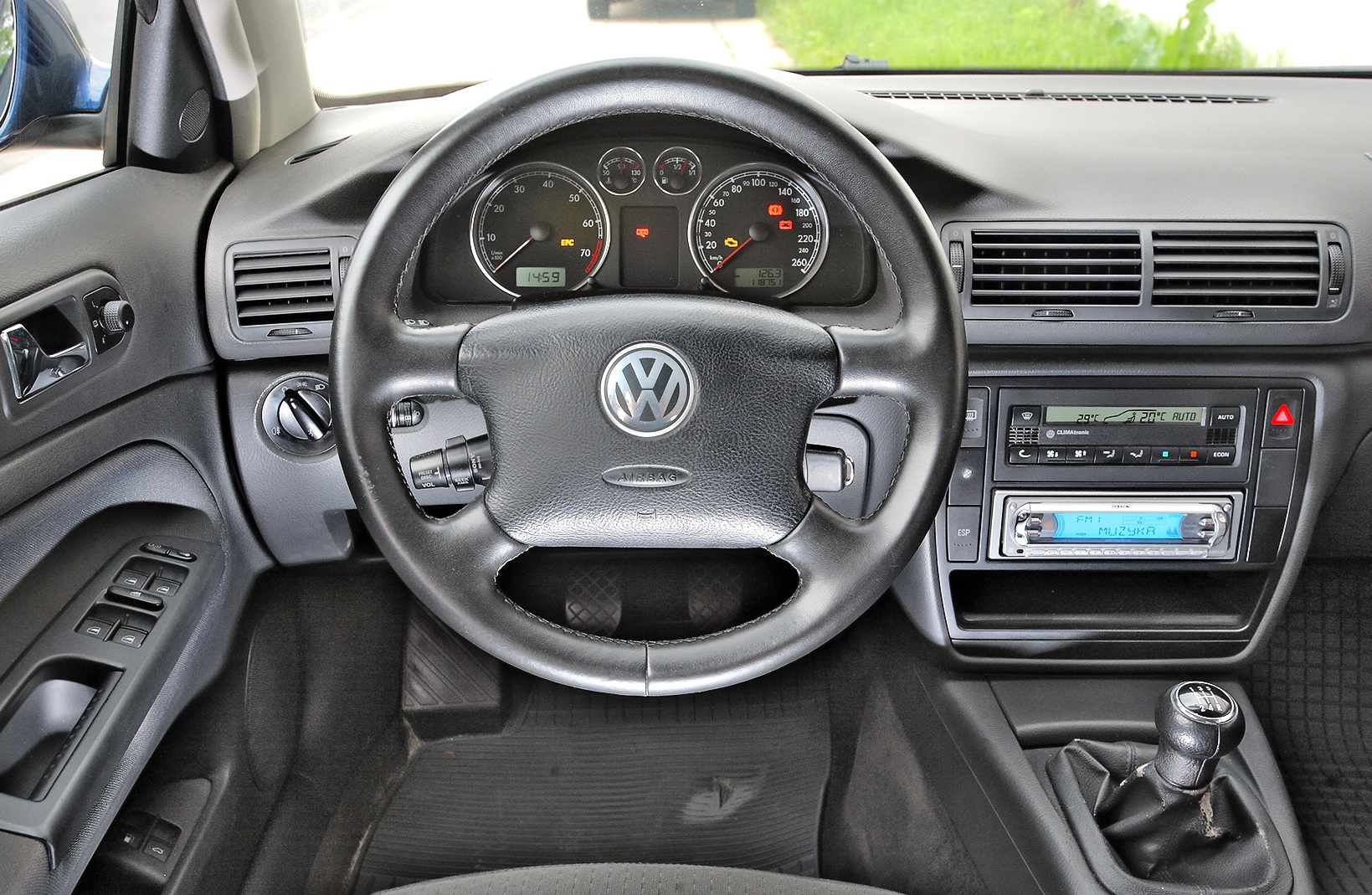 VW_Passat_B5_deska