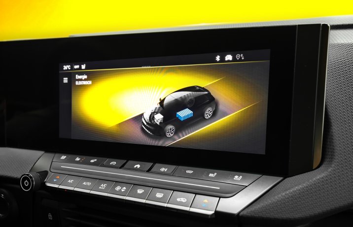 Nowy Opel Astra – wyświetlacz centralny i przełączniki