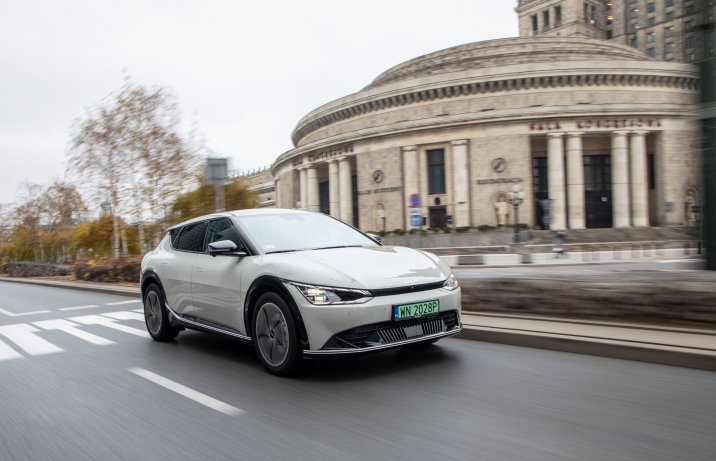 Kia EV6 - przód