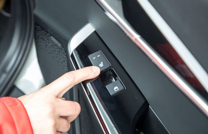 Kia EV6 - ogrzewanie kanapy