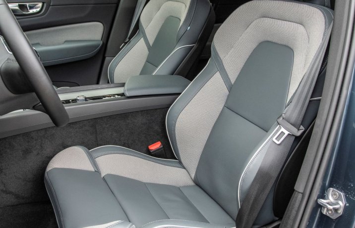 Volvo XC60 B4 benzyna - fotele