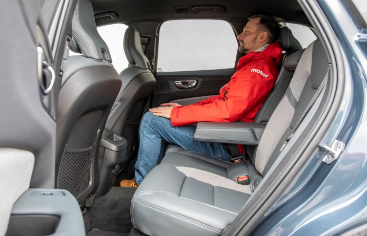 Volvo XC60 B4 benzyna - kanapa