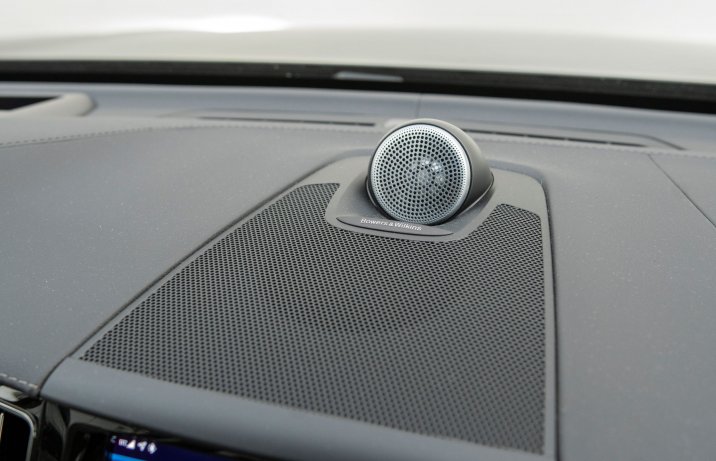 Volvo XC60 B4 diesel - audio