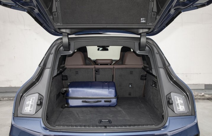 BMW iX xDrive40 – bagażnik
