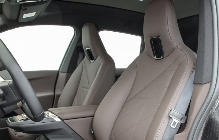 BMW iX xDrive40 – fotele
