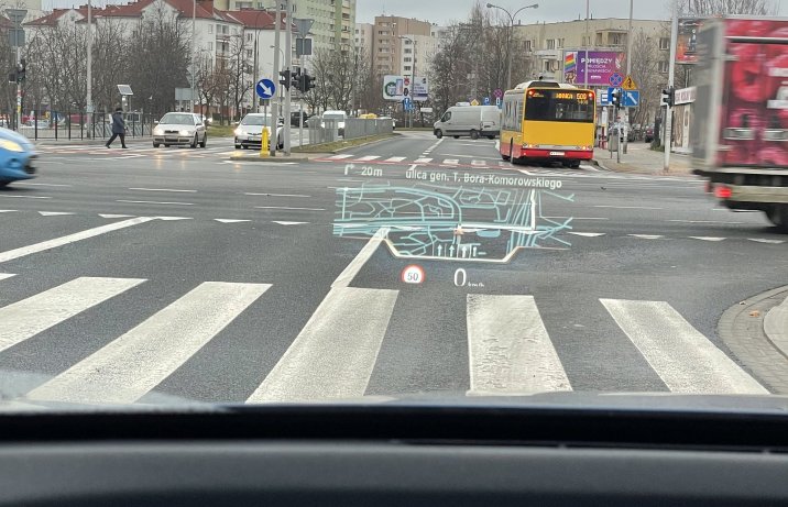 BMW iX xDrive40 – head-up