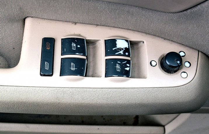 Audi A4 B6 Avant 2.5 V6 TDI quattro – sterowanie szybami