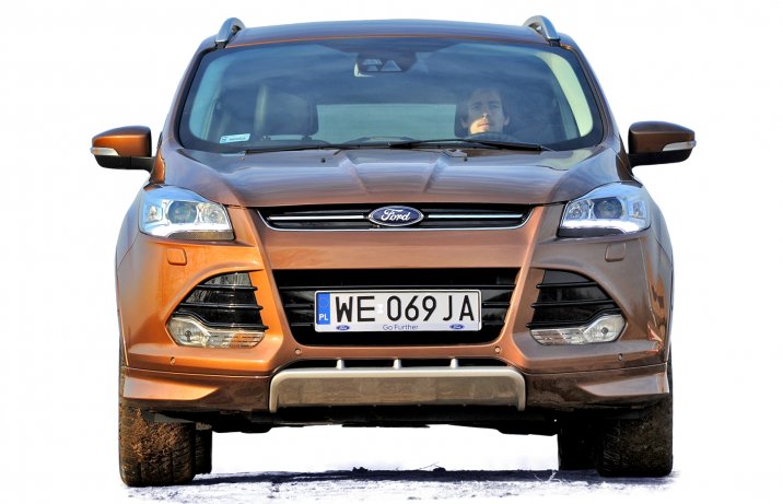 Ford Kuga II – przód