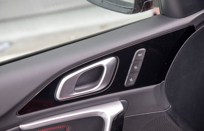 Kia ProCeed - pamiec fotela