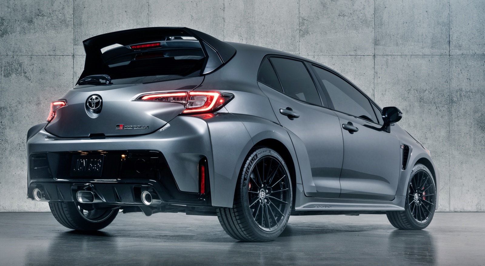 toyota_gr_corolla_tyl