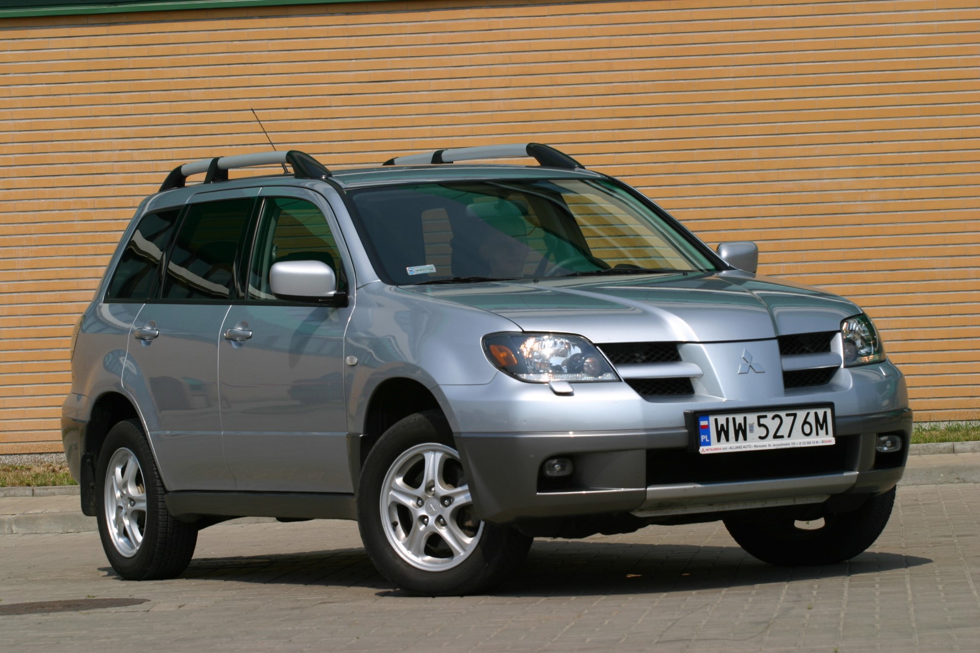 Mitsubishi Outlander I