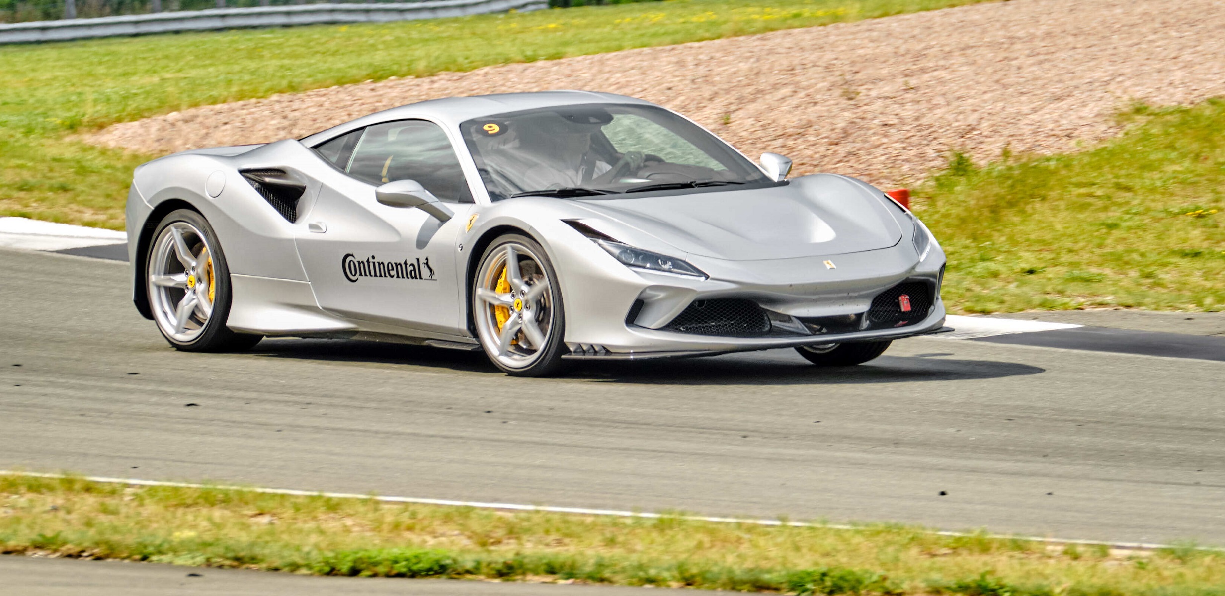 Opona_SportContact 7