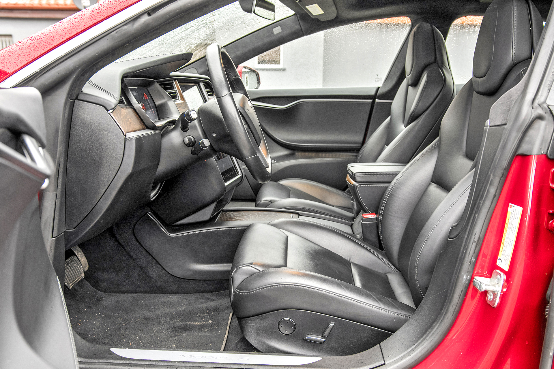 Tesla Model S - kabina