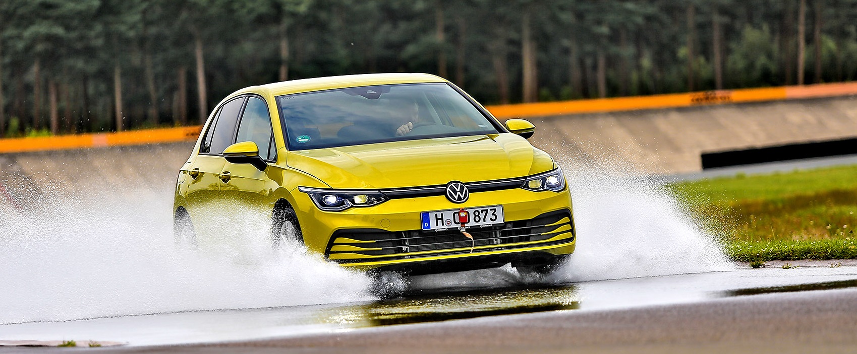 test_opon_aquaplaning