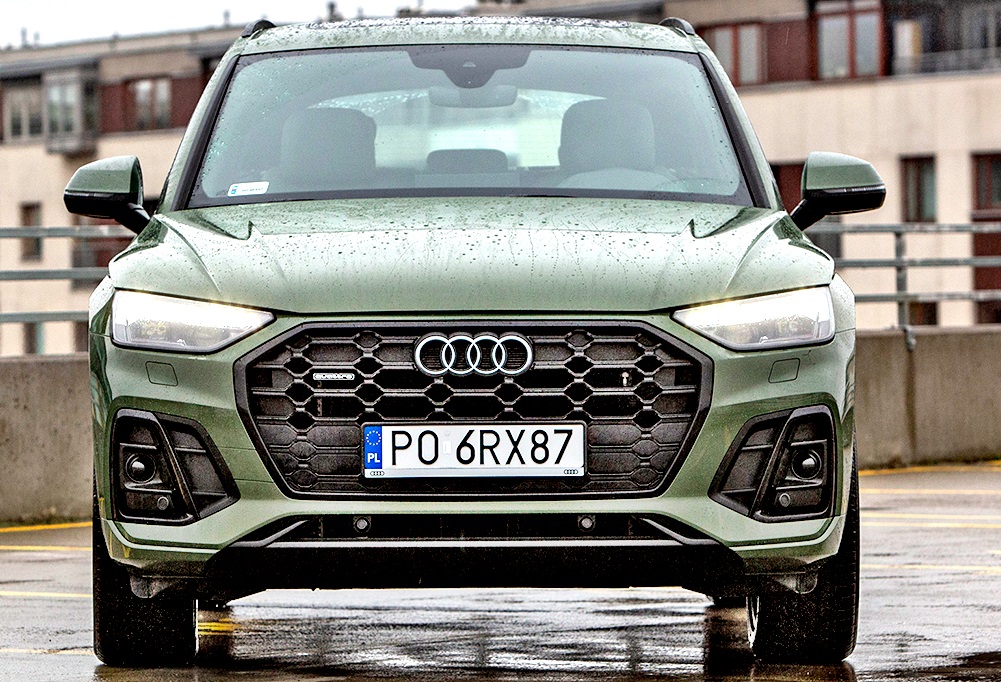 audiQ5_tfsi_przodem
