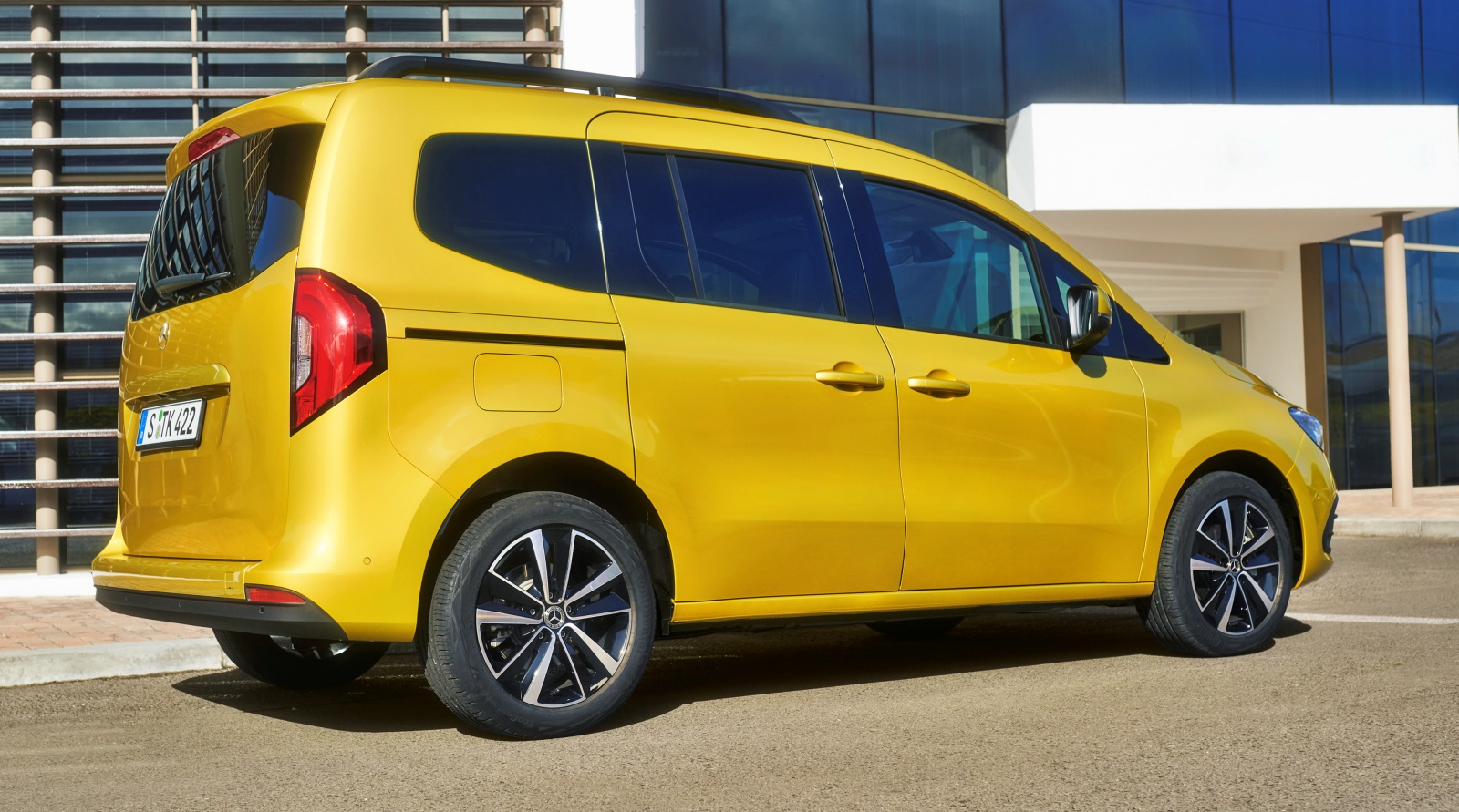 Mercedes_klasy_T_tyl