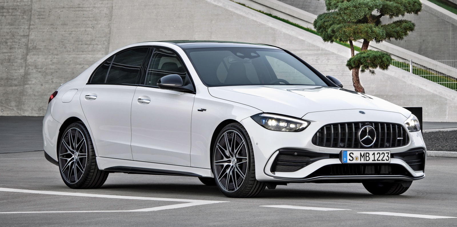 mercedes_amg_c43_przod_1