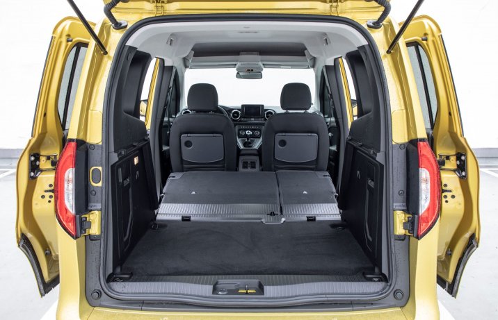 Mercedes Citan - złożona kanapa