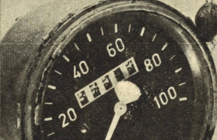 Kręcenie liczników – prędkościomierz z plombami