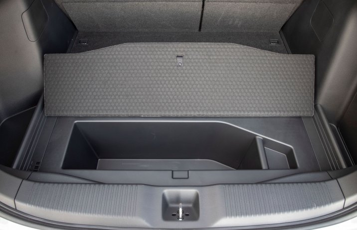 Honda HR-V - pod dnem bagażnika
