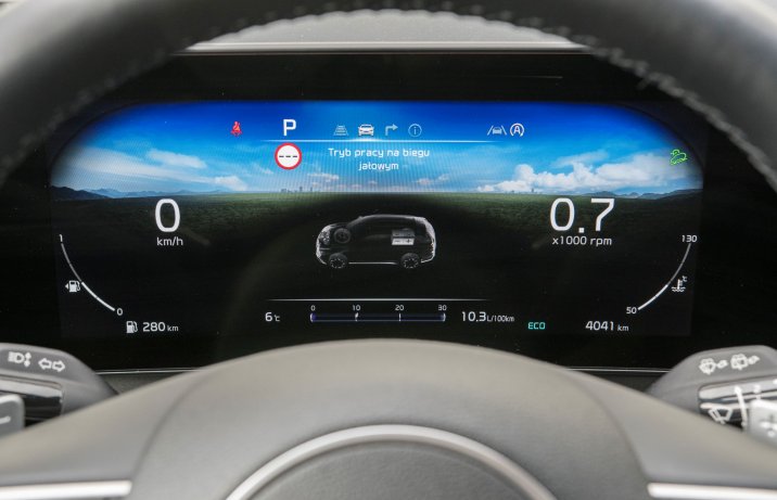 Kia Sportage - ekran zegarów