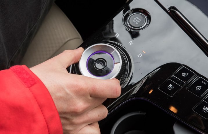 Kia Sportage - pokrętło automatu