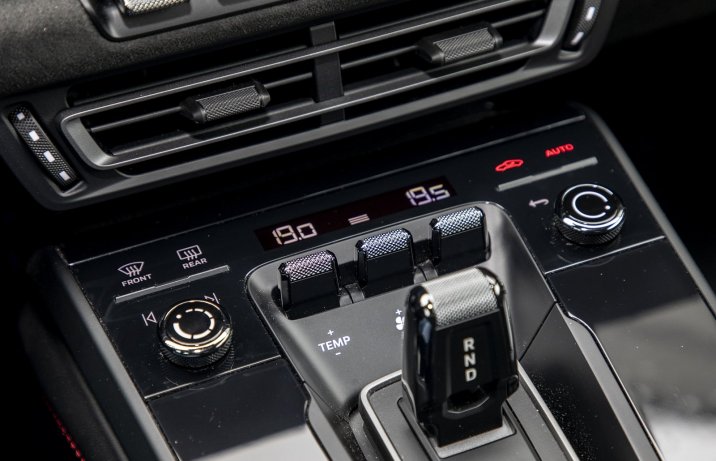 Porsche 911 Carrera GTS 2022 (992) - obsługa