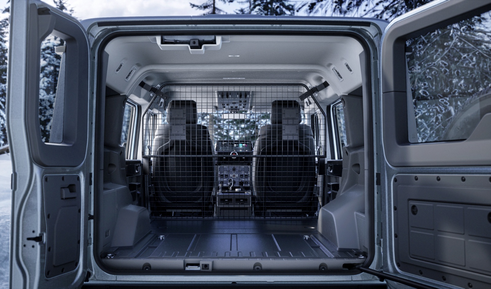 ineos_grenadier_bagaznik_1