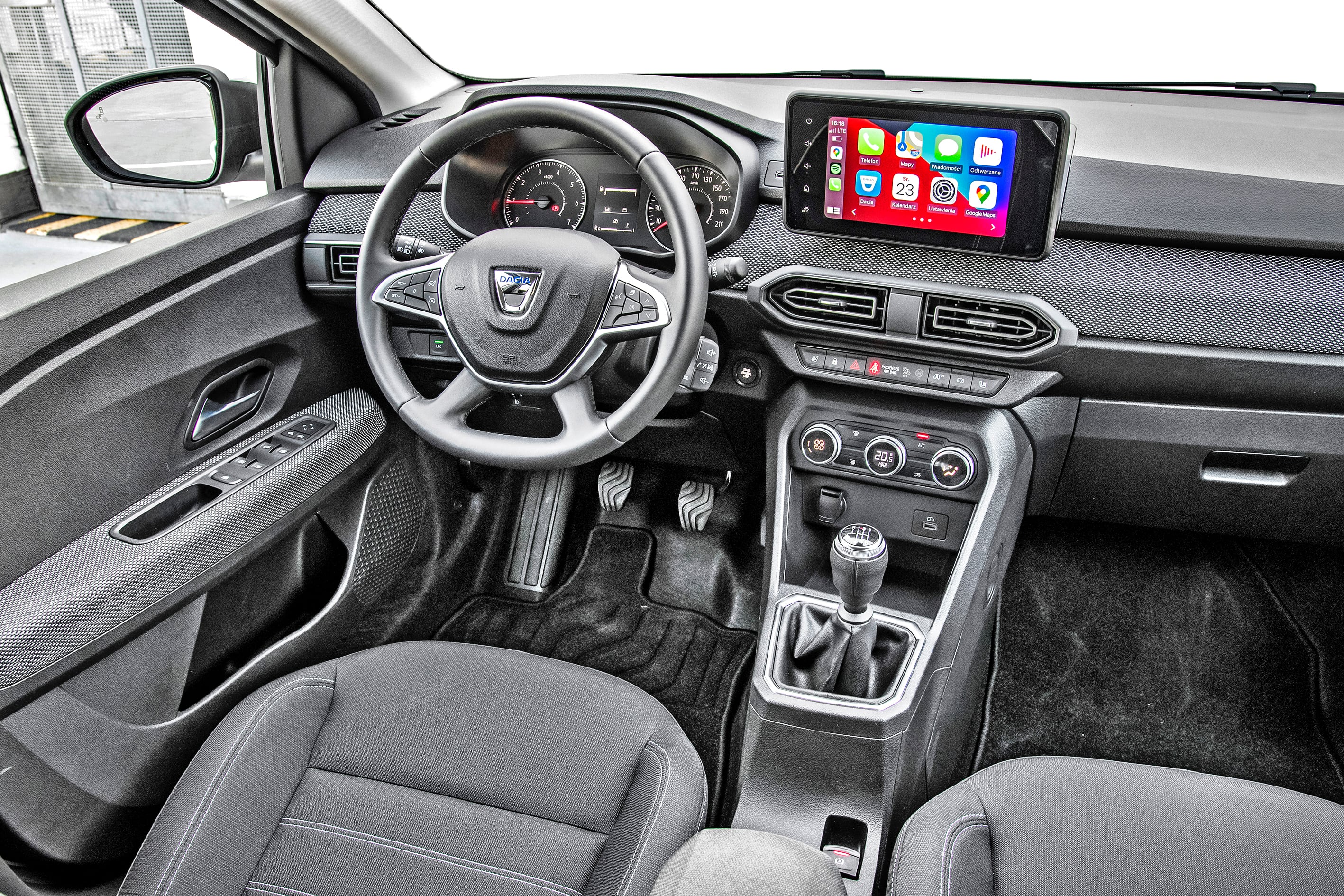 Dacia Jogger 1.0 ECO-G 100 Comfort deska rozdzielcza