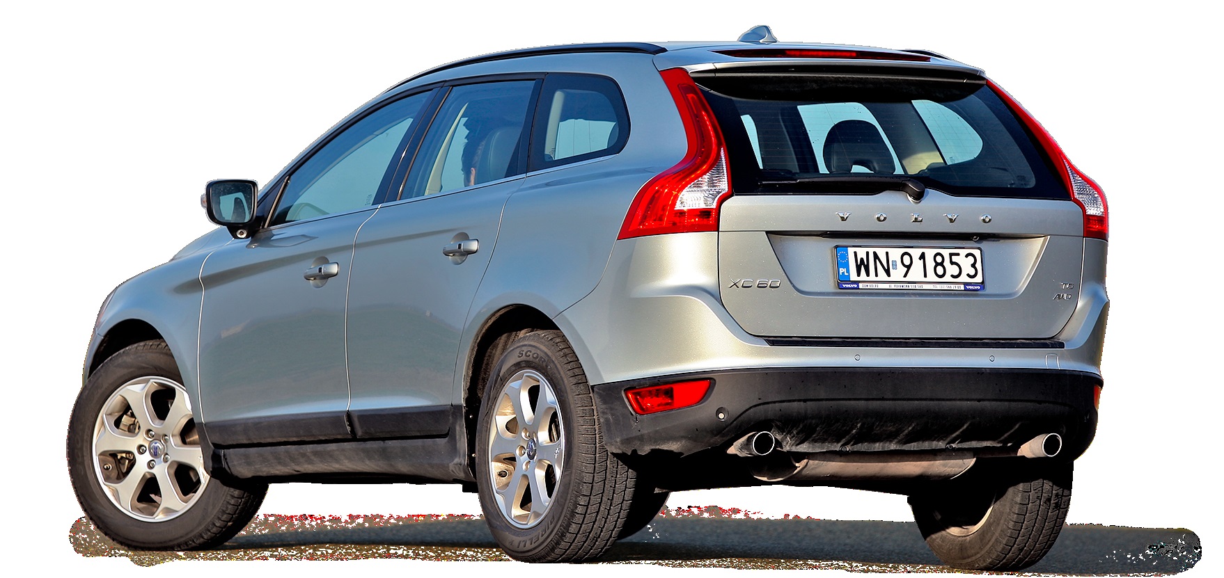volvo_xc60_tyl