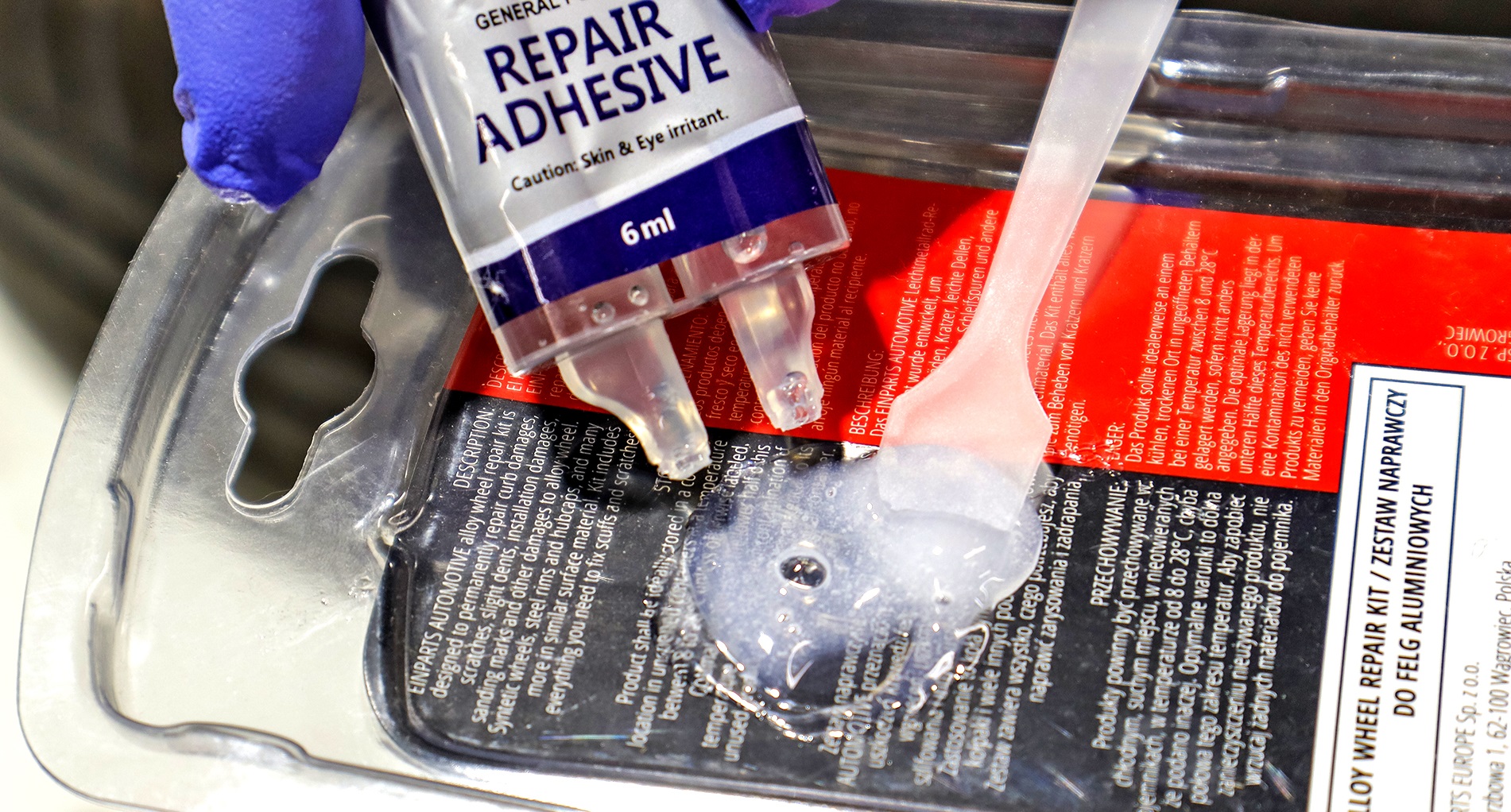 naprawa_felg_rozrabianie_preparatu