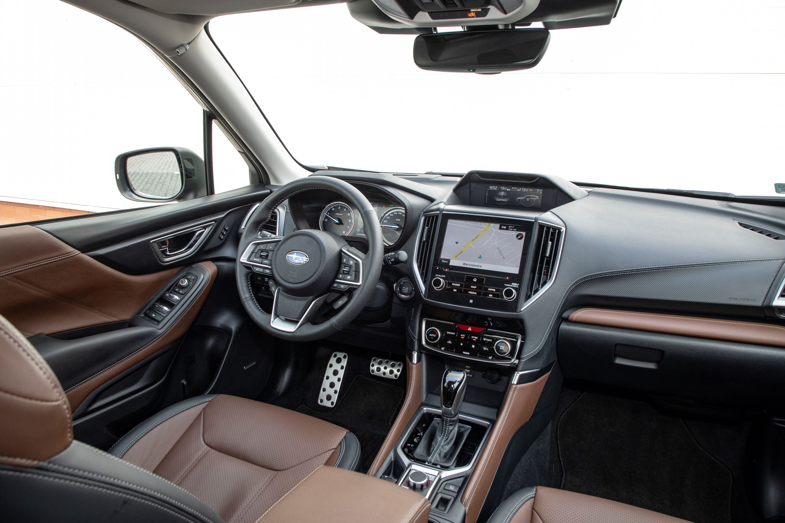 Subaru Forester - kokpit 2