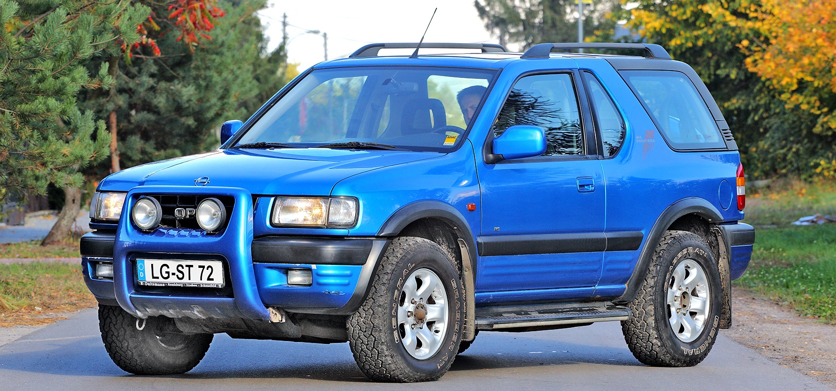 opel frontera