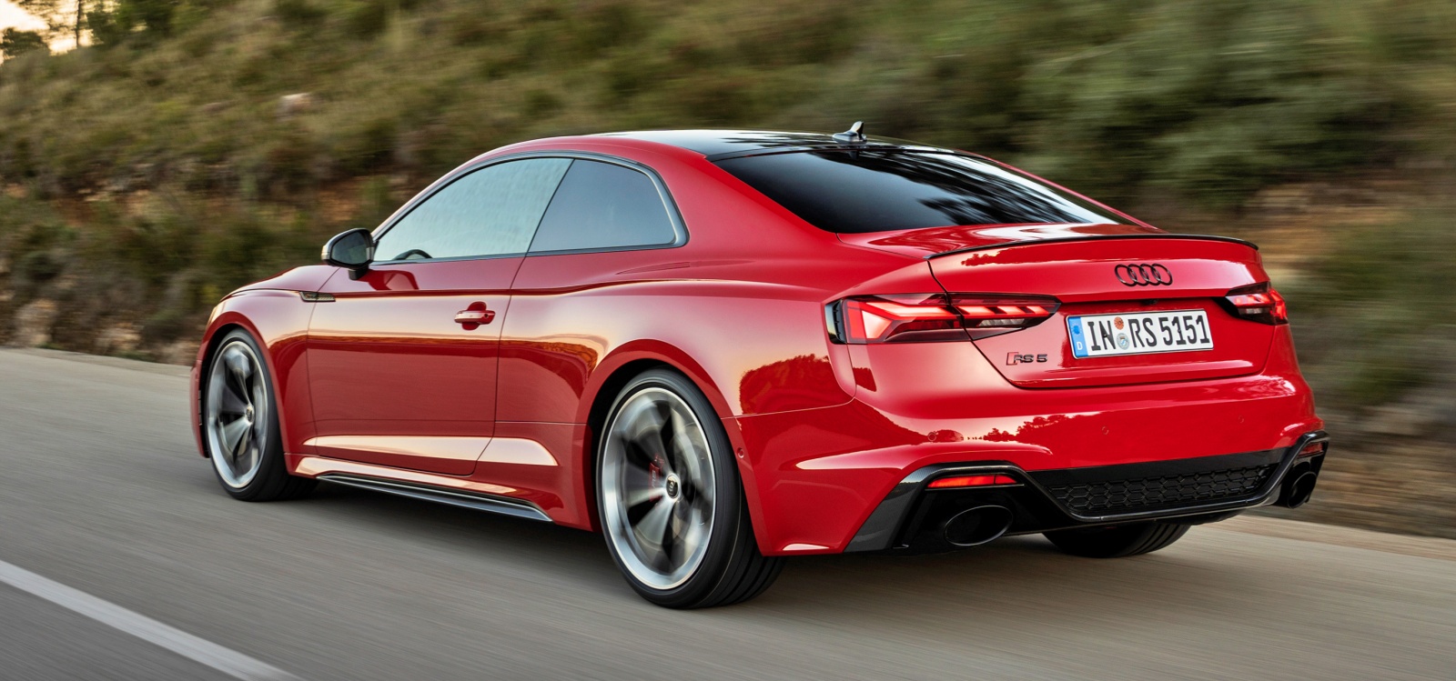 audi_rs_5_coupe_tyl